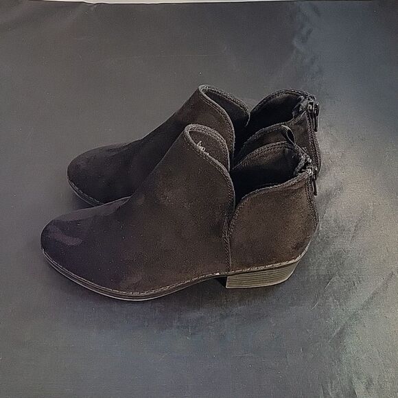 OLD NAVY G CUTOUT BASIC BACK ZIPPER CLOSURE SUEDE ROUND TOE KIDS TODDLER AN… R3 - Picture 6 of 16